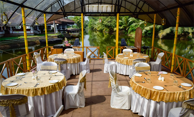  DINING The Windsor Castle kottayam offers has something in store for everyone. It has an array of five-star dining options serving everything from authentic Indian cuisines to recipes borrowed from all over the globe. We offer authentic local Punjabi cuisines with an added twist of our own. We serve it all with a smile and a taste you will never forget. The dining options at The Windsor Castle Kottayam is a culinary connoisseur’s delight. Convention center in kottayam